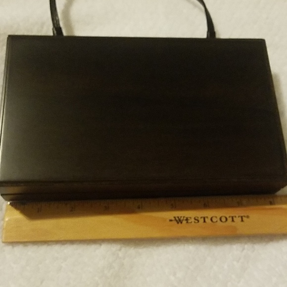 NWT Calvin Klein Clutch with Dust Bag - Picture 3 of 8